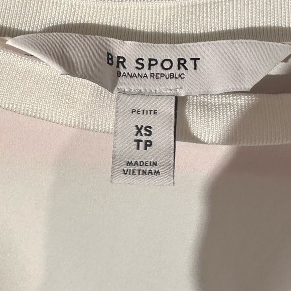 Banana Republic BR Sport White Oversized Petite Top - XS - Picture 2 of 3